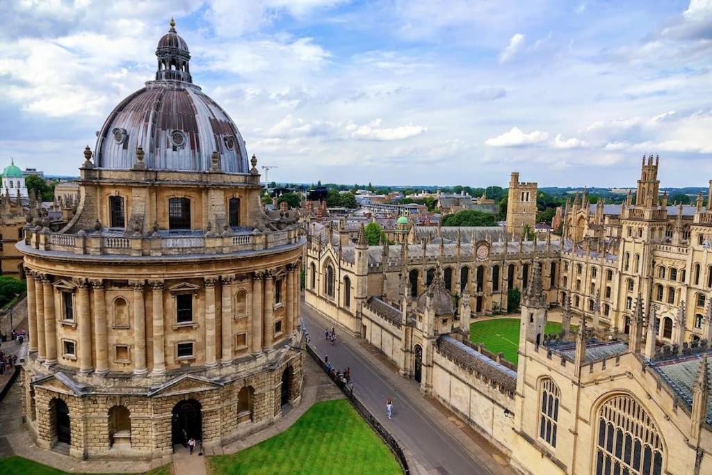 Modern 2-Bed Apartment With Balcony, Close To Oxford City Centre With Free Parking Buitenkant foto