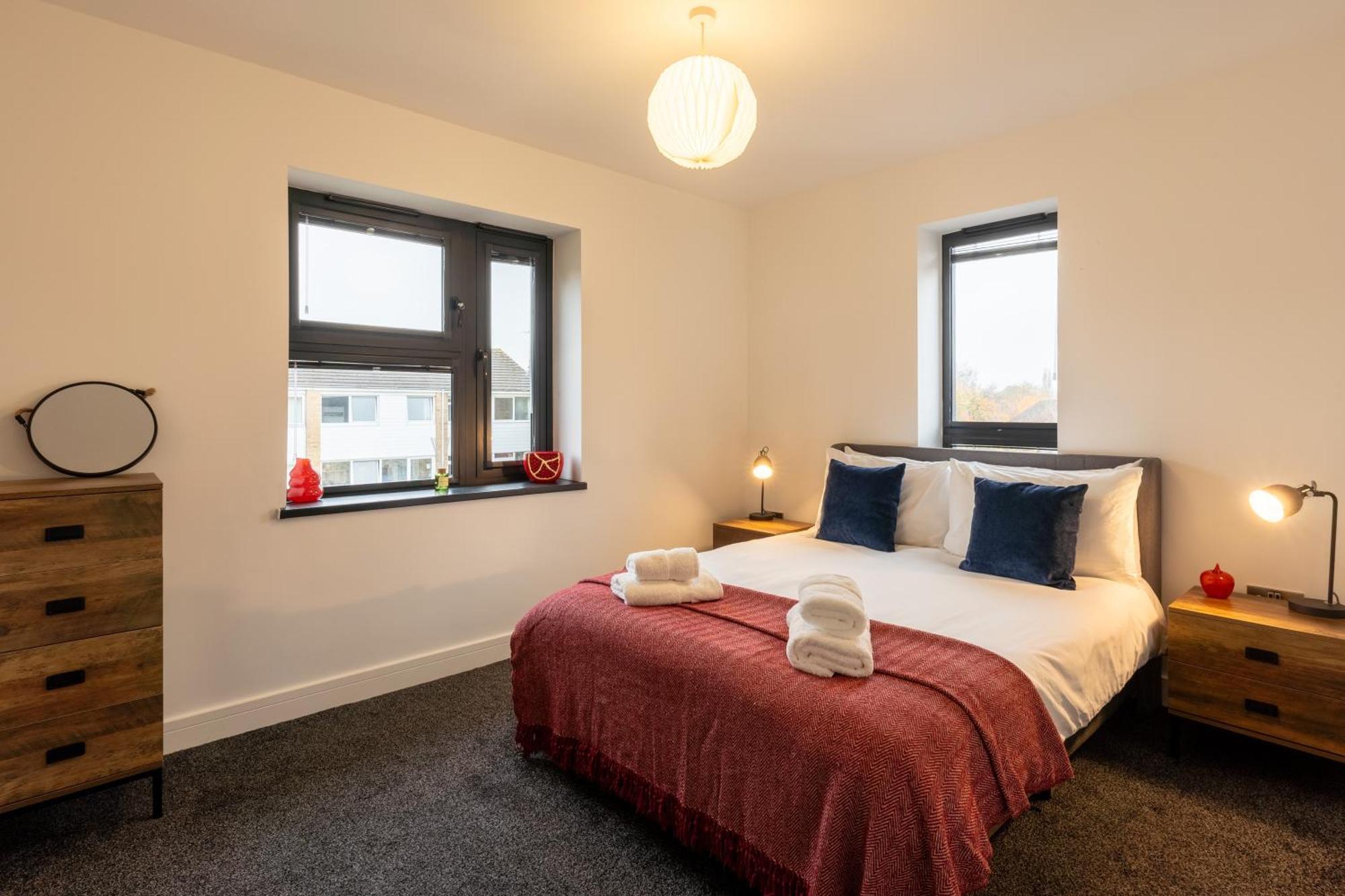 Modern 2-Bed Apartment With Balcony, Close To Oxford City Centre With Free Parking Buitenkant foto